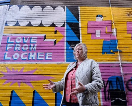 The Scottish Town Rejects Billionaire Provocations, Upholding Local Unity In Response